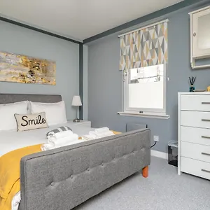 Historic Location, Private Parking, Ground Floor Luxury Flat United Kingdom